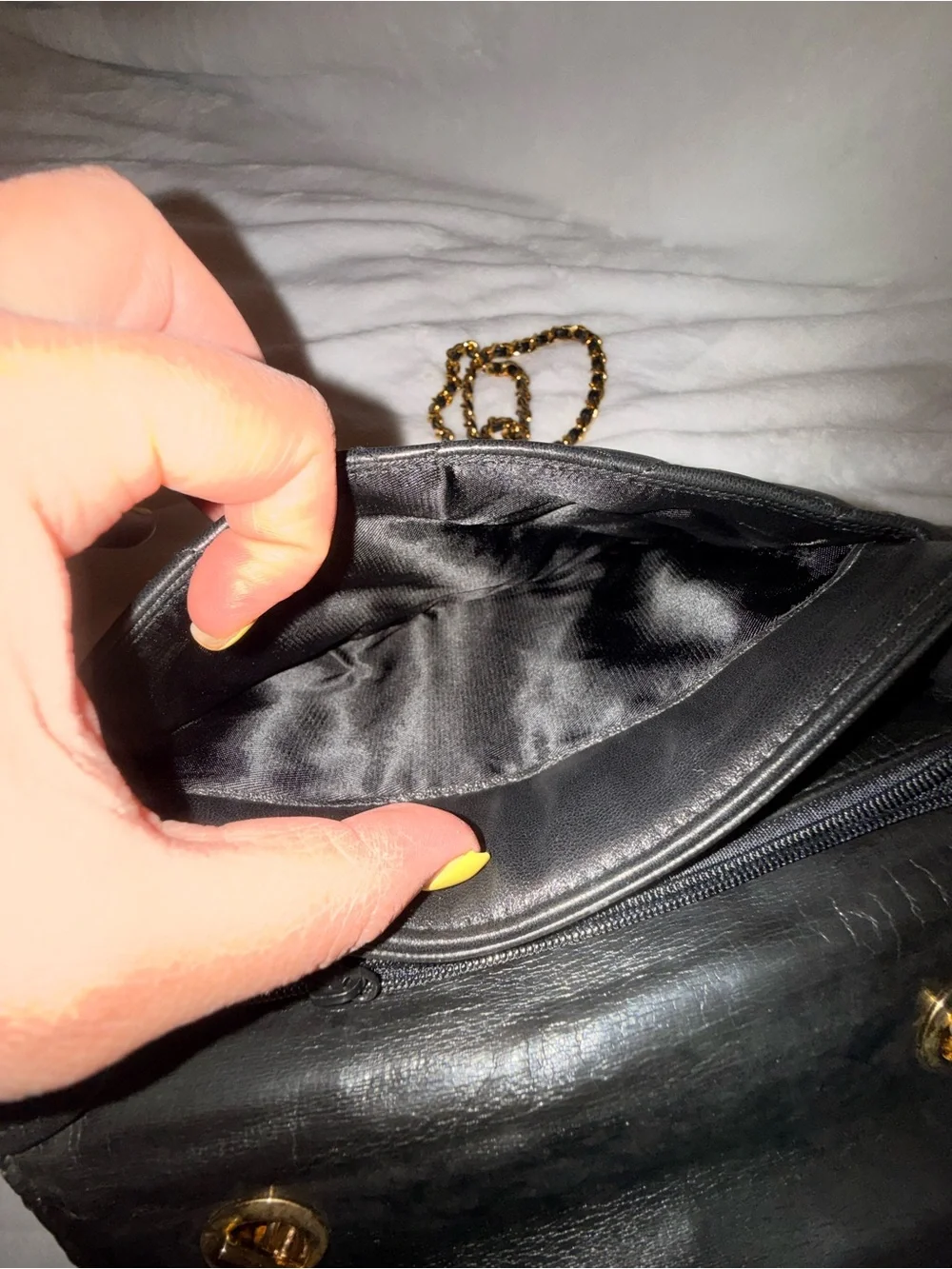 Vintage Givenchy 4G Matelasse Quilted Leather Tassel Chain Bag